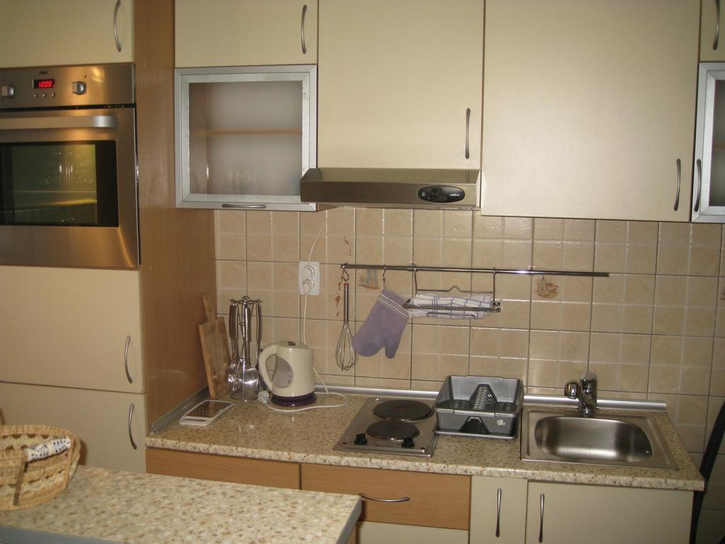 Apartmani Famelja Jovanovic Sveti Stefan Habitación foto