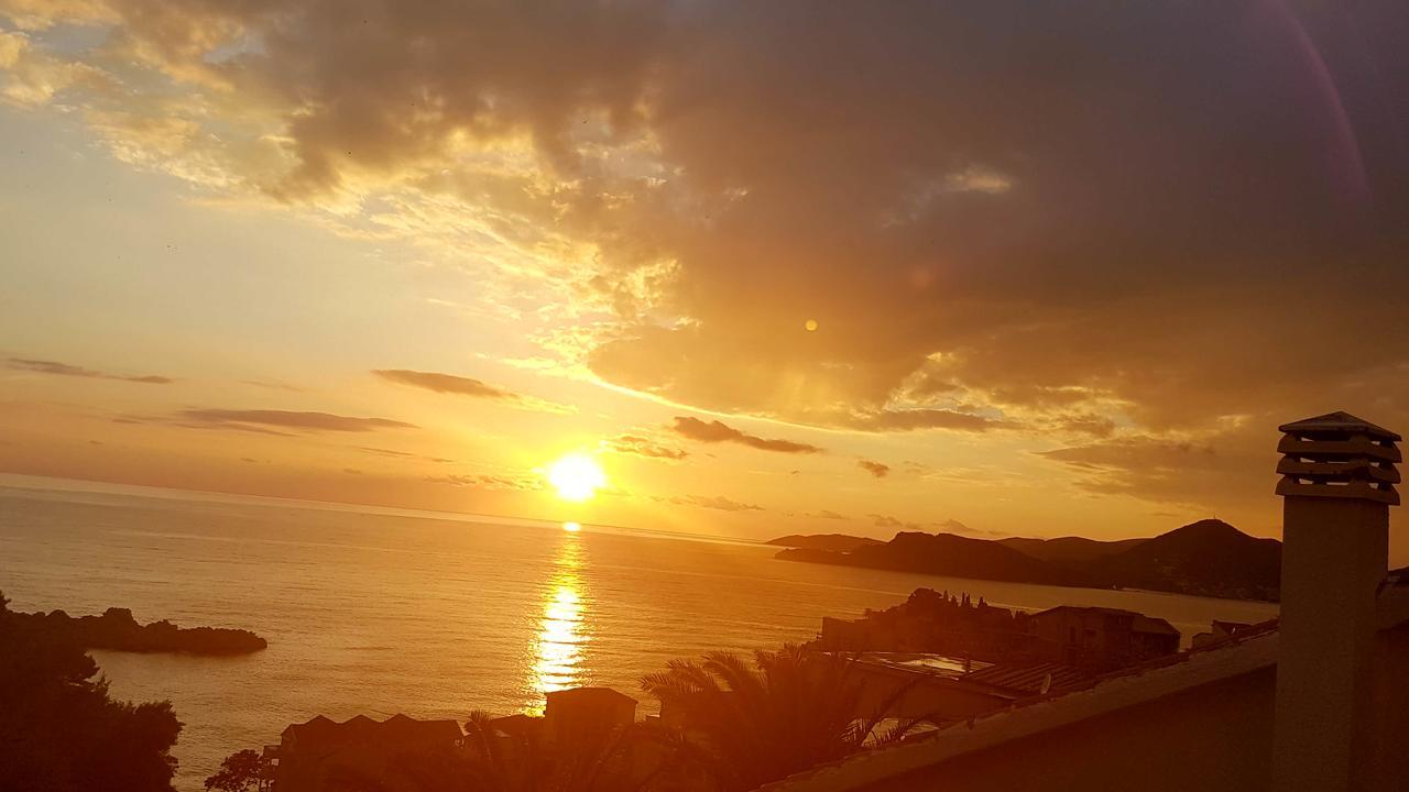 Apartmani Famelja Jovanovic Sveti Stefan Exterior foto