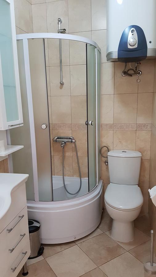Apartmani Famelja Jovanovic Sveti Stefan Exterior foto